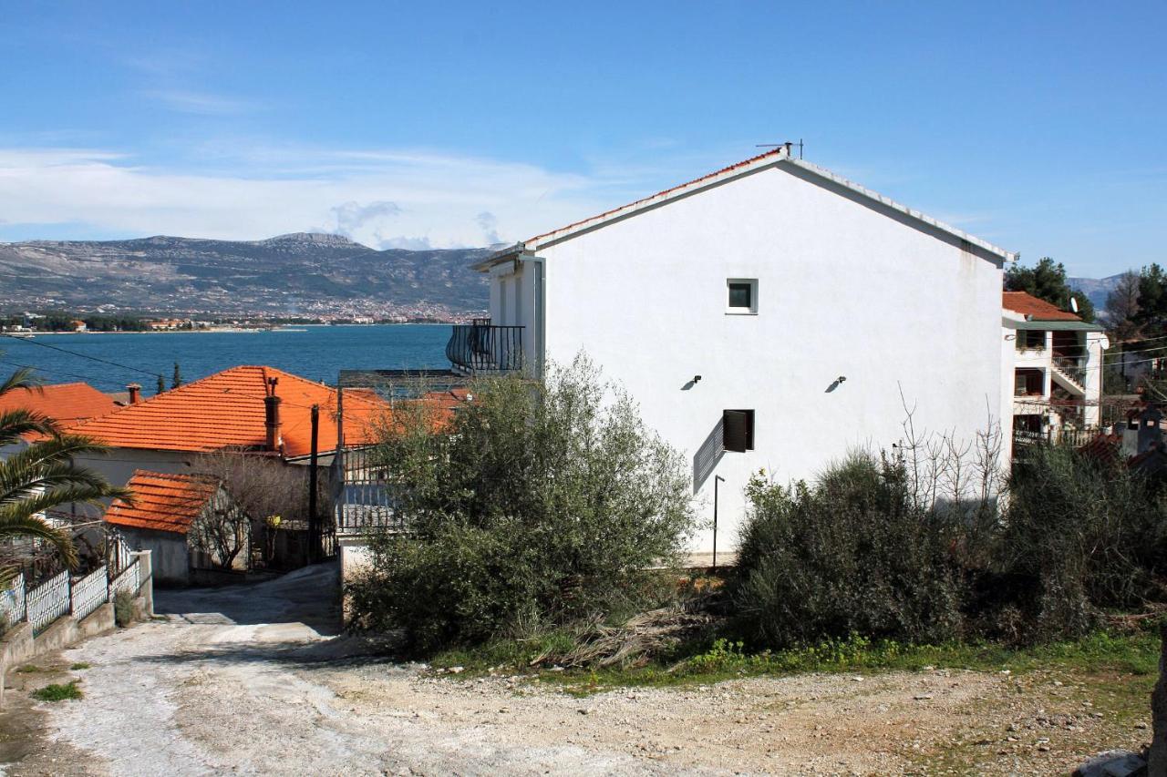 Apartments By The Sea Mastrinka, Ciovo - 4836 Trogir Ngoại thất bức ảnh